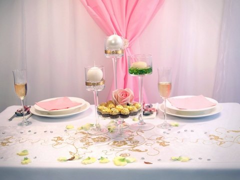 Organza do dekoracji stołu komunijnego tiul 9m 4wz Organza do dekoracji stołu komunijnego tiul 9m 4wz