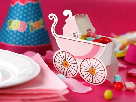 Pudełeczka wózeczki prezenciki dla gości na ROCZEK Pudełeczka wózeczki prezenciki dla gości na ROCZEK